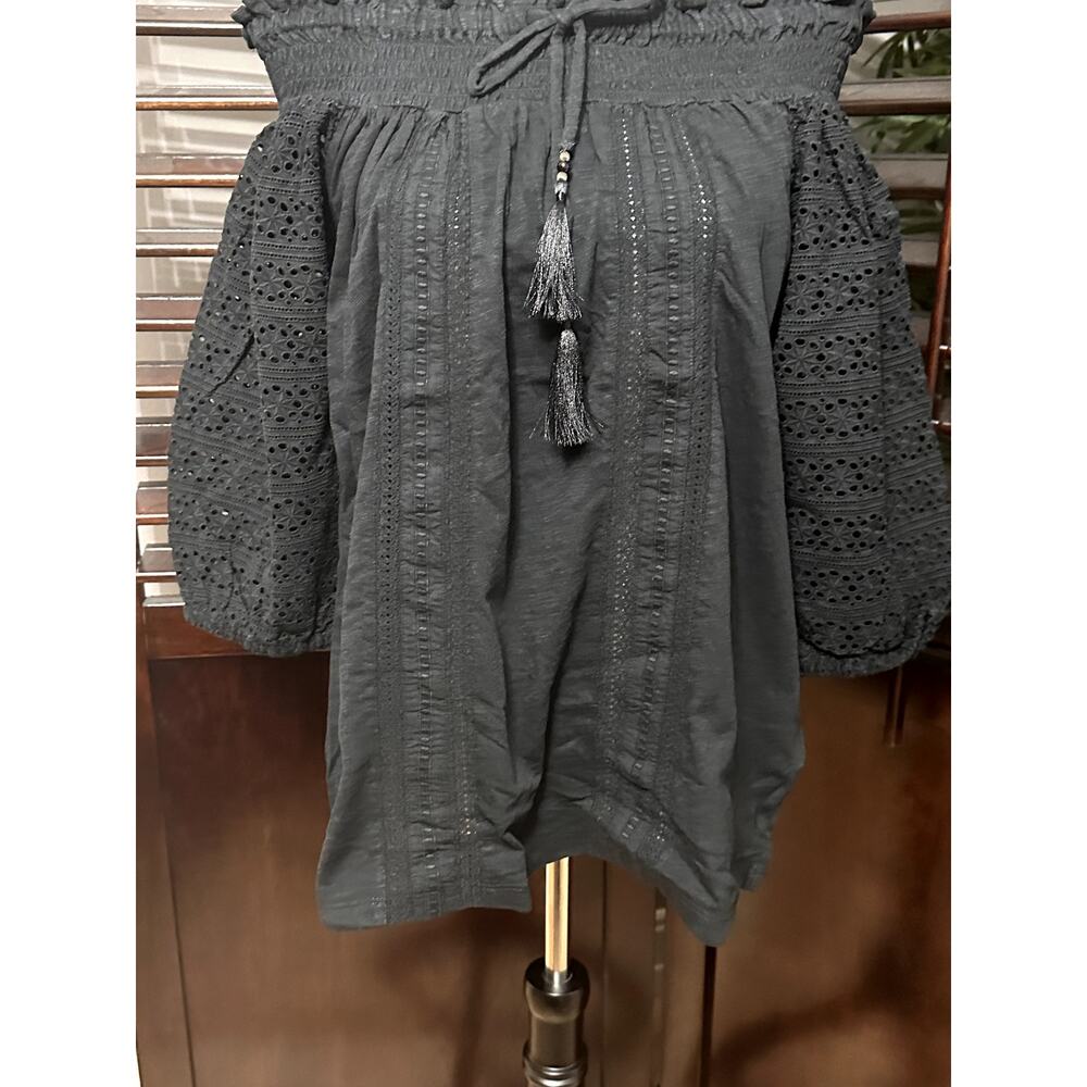 Lauren Ralph Lauren Women's Off Shoulder Eyelet Lace Sleeve M NWT - Picture 4 of 10
